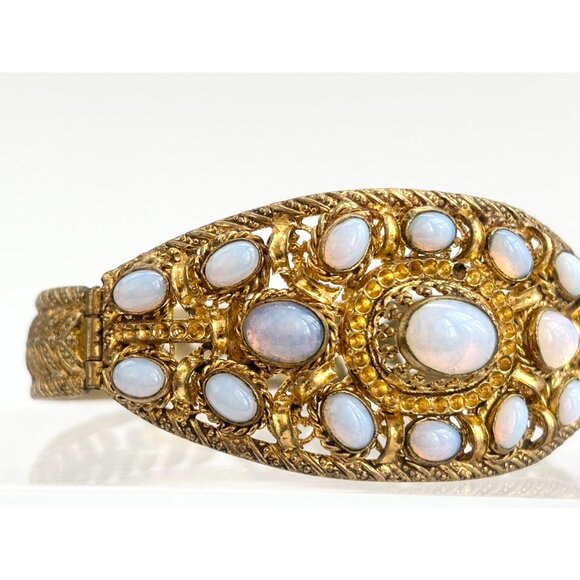Faux Opal Gemstone Gold Toned Textured Chunky Vintage Bracelet Costume Bracelet - Picture 16 of 16